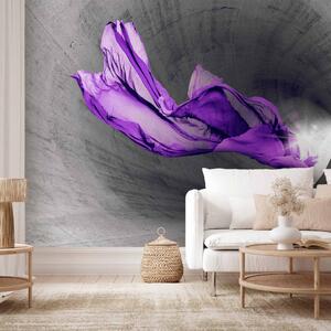 Fototapeta Abstraktní duch - motiv fialové látky v šedém betonovém tunelu