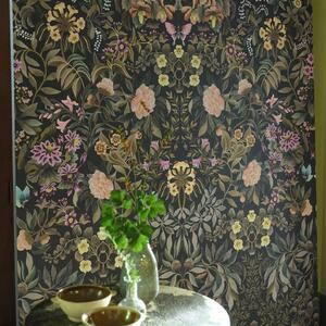 Květovaná tapeta IKEBANA GRANDE Designers Guild Odstín Tapety: Chocolate PDG1162/02