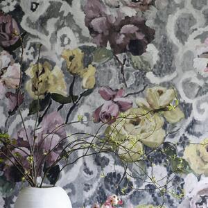 Květovaná tapeta TAPESTRY FLOWER Designers Guild Odstín Tapety: Vintage Garden PDG1153/01