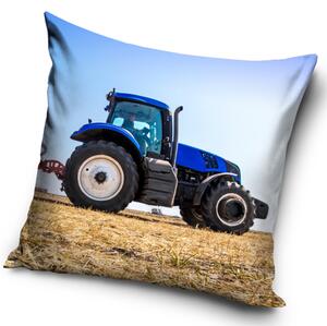 Dekorační polštářek Modrý traktor na poli