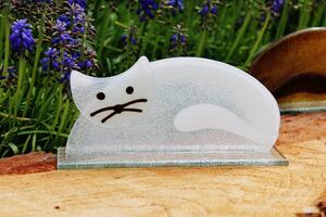 BDK-GLASS Skleněná dekorativní kočka ležící - bílá