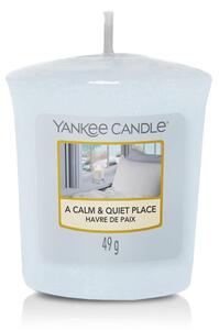 VONNÁ SVÍČKA YANKEE CANDLE A CALM & QUIET PLACE VOTIVNÍ SVÍČKA