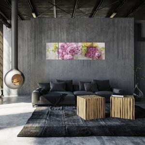 Obraz - Květy na zdi v pastelových barvách (170x50 cm)