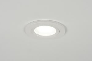Zápustné koupelnové svítidlo z bíle lakovaného hliníku (Nordtech)