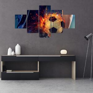Obraz - Fotbalový míč v ohni (125x70 cm)