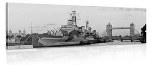 Obraz nádherná loď na řece Temže v Londýně v černobílém provedení Varianta: 150x50