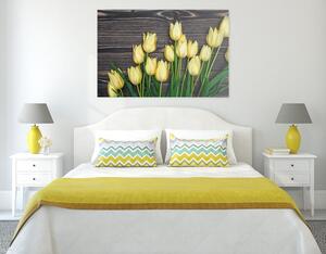 Obraz očarující žluté tulipány na dřevěném podkladě Varianta: 90x60