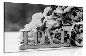 Obraz pivoňky s nápisem Love v černobílém provedení Varianta: 60x40