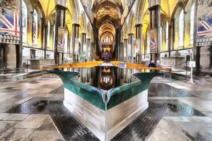 DIMEX | Vliesová fototapeta Salisburská katedrála MS-5-0935 | 375 x 250 cm| zelená, béžová, žlutá, šedá