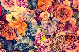 DIMEX | Vliesová fototapeta Vintage květy MS-5-1284 | 375 x 250 cm| modrá, oranžová, růžová