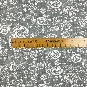 Ervi bavlna - Krep š.240 cm - Květy na šedém č.26550-4, metráž