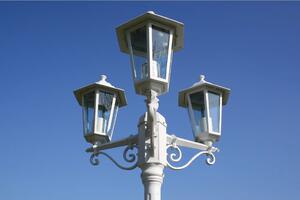 Zahradní lampa Kingston, kandelábr se 3 rameny 215 cm, bílý