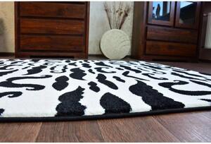 Kusový koberec Mustaches černý 160x220cm