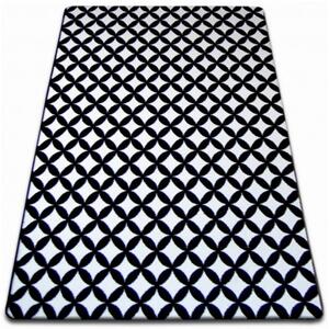 Kusový koberec Karo černý 120x170cm
