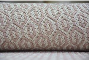 Kusový koberec Oka krémově růžový 140x200cm