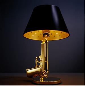 Flos - Gun Bedside Stolní Lampa Gold - Lampemesteren