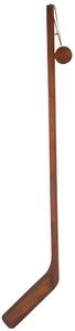Dekorace dřevěná hokejka s pukem - 3*26*126 cm