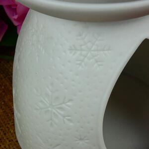 Bílá porcelánová aromalampa s matnou glazurou- vločky, 12 cm