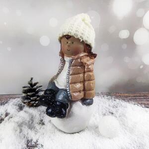 Zimní dítě- holka sedící na sněhové kouli- 23 cm