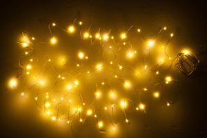 Vánoční světelný drátek ve zlaté barvě s 90 led světýlky - teplá bílá