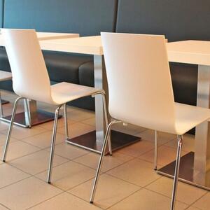 Pedrali Bílá plastová jídelní židle Kuadra 1151