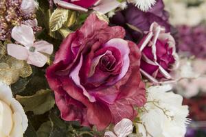 DIMEX | Vliesová fototapeta Svatební kytice MS-5-1406 | 375 x 250 cm| červená, bílá, růžová