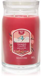 Yankee Candle Santa On Skis vonná svíčka 567 g