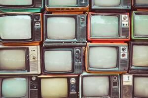 DIMEX | Vliesová fototapeta Retro televizory MS-5-2137 | 375 x 250 cm| červená, černá, oranžová, šedá