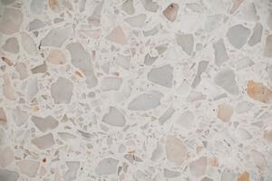 DIMEX | Vliesová fototapeta Terrazzo podlaha MS-5-2350 | 375 x 250 cm| bílá, oranžová, růžová
