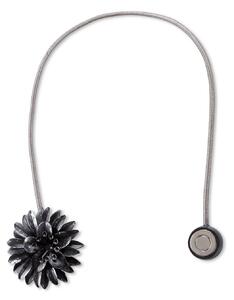 SADA 2KS DEKORAČNÍ SPONA NA ZÁVĚS FLOWER S MAGNETEM 6 X 23 CM ŠEDÁ