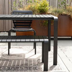 Černá kovová zahradní lavice ZUIVER VONDEL 175 x 45 cm