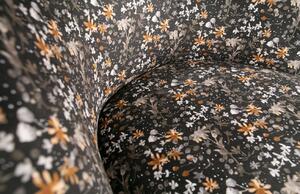 Hoorns Černé sametové křeslo Tergi s drobným květinovým vzorem