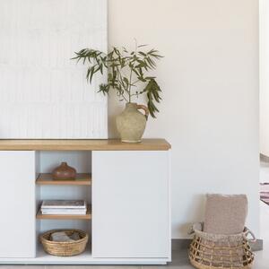 Bílý lakovaný TV stolek Kave Home Abilen 150 x 36 cm