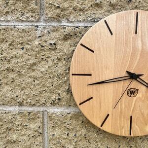 Dřevěné nástěnné hodiny Oliver