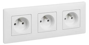 Legrand - Trojitá zásuvka domovní 250V/16A s rámečkem NILOE STEP bílá