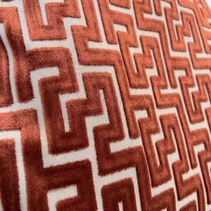 BOHOLOGY Skořicově hnědý sametový povlak na polštář Labyrinth 50 x 50 cm s třásněmi