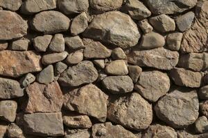 DIMEX | Vliesová fototapeta Skládaná kamenná zeď MS-5-2695 | 375 x 250 cm | hnědá, šedá