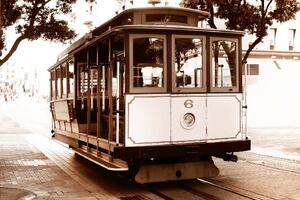DIMEX | Vliesová fototapeta Stará tramvaj z roku 1873 MS-5-2882 | 375 x 250 cm | bílá, černá