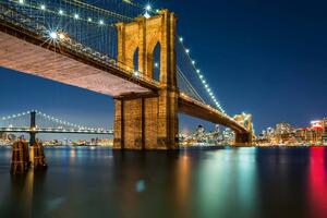 DIMEX | Vliesová fototapeta Brooklynský most z Manhattanu MS-5-3007 | 375 x 250 cm | modrá, červená, bílá, hnědá