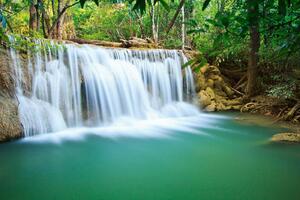 DIMEX | Vliesová fototapeta Vodopád v Asii MS-5-3260 | 375 x 250 cm | zelená, modrá, bílá, hnědá