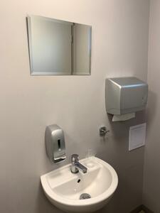 Zrcadlo na zeď dveře chodbu do pokoje ložnice koupelny předsíně nalepovací závěsné OBSIDIAN - 40 x 60 cm s fazetou 20 mm 710-754