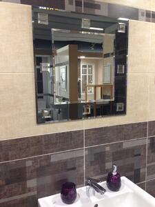 Fazetované zrcadlo na zeď do pokoje ložnice dekorativní s aplikacemi MONDO 60 x 60 cm se šedými zrcadlovým podkladem a fazetkami 711-478