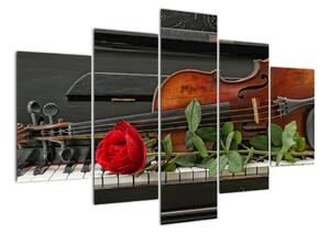 Obraz housle a růže na klavíru (150x105cm)