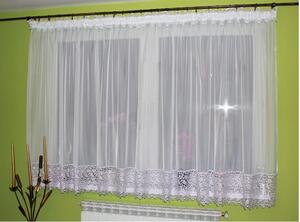 Voálová záclona Ammy zdobená širokou krajkou různé barvy 400x155cm Barva: Bílá