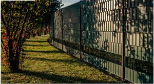 Bradas Stínící fólie na plot 4,75cm x 35m Green 450g/m2 + spony