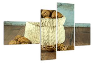 Obraz - ořechy v pleteném koši (110x70cm)