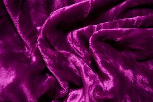 Aaryans prostěradlo mikroplyš /mikroflanel tmavě fialové Rozměry: 90 x 200 cm