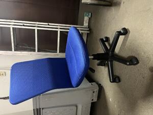 Tresko Dětská otočná židle Modrá