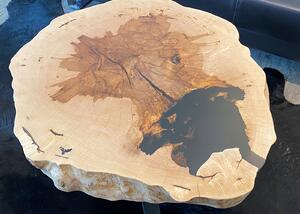 Stůl Mountain Maple javor horský epoxy kovová s práškovým černým a lesklým lakem olej stoly