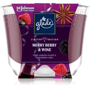 GLADE Merry Berry & Wine vonná svíčka 224 g